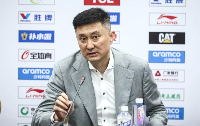 九游中国-赢一场就飘了?杜锋又玩阴阳怪气,采访暗戳赵睿周琦或内涵许利民